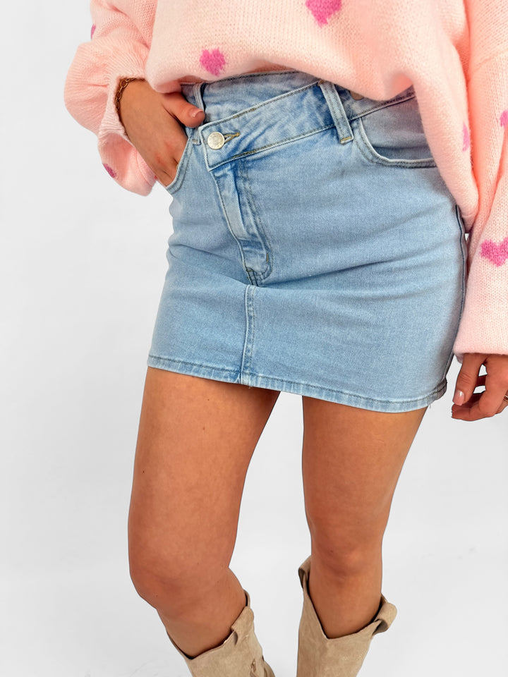 Jeansrock mit asymmetrischem Saum