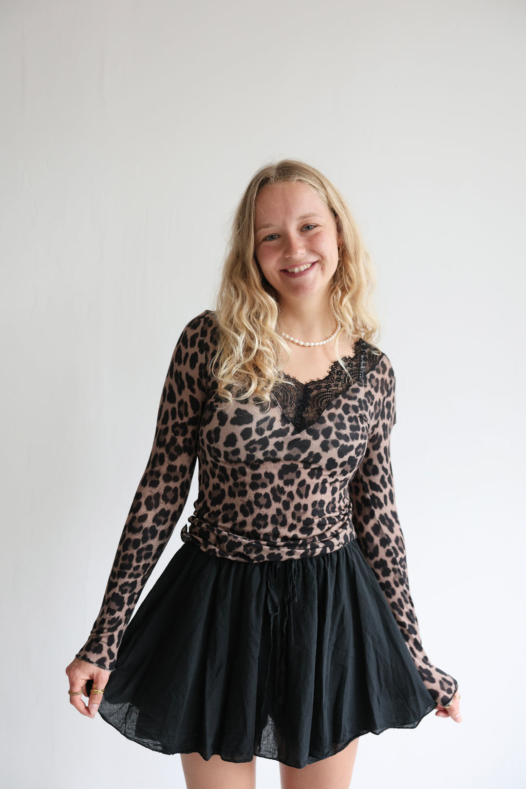 Cashmere Longsleeve Mesh Lace