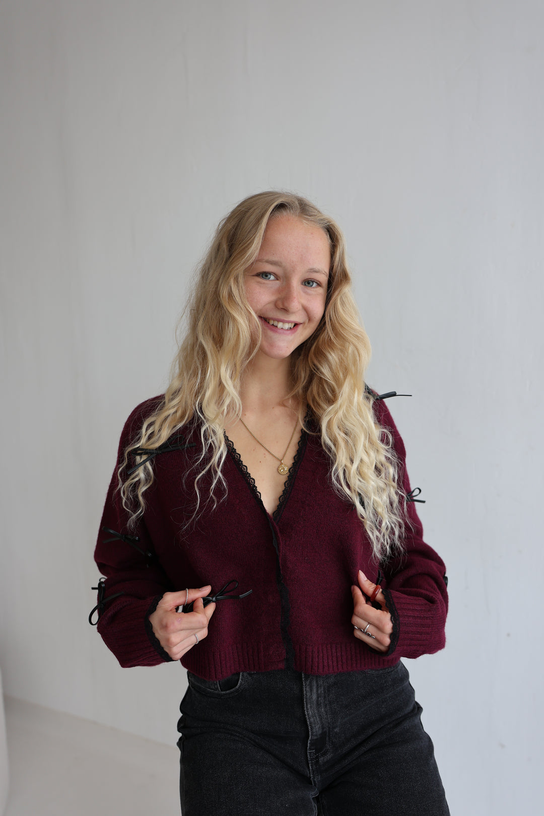 Cardigan Black Bows