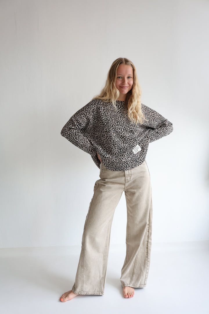 Sweater mit Leoprint Everyday