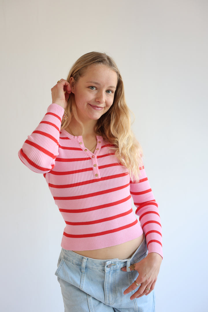 Ripped Longsleeve Nala