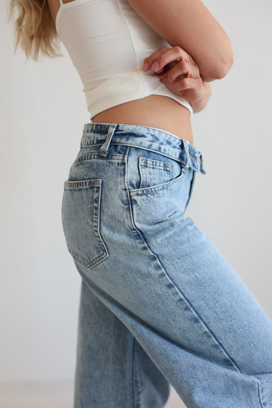 Barrel Waistband Jeans