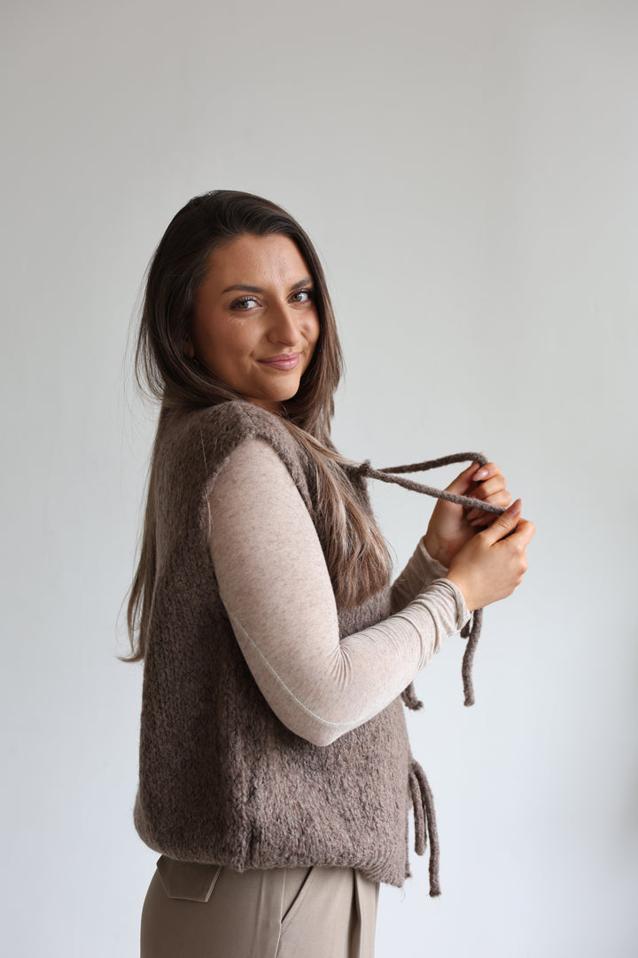 Weste mit Schleifen Lilly