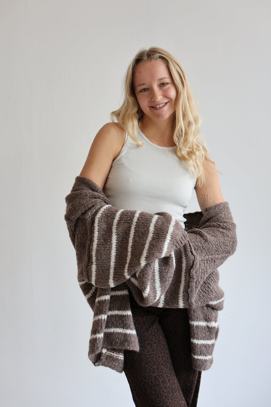 Oversize Strickcardigan Half Stripes