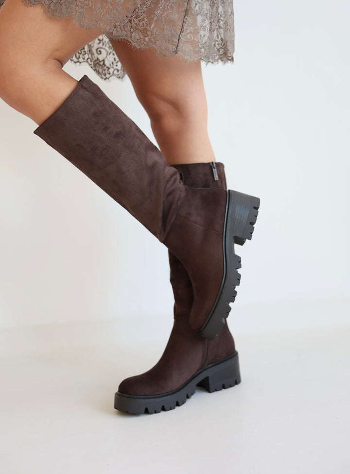 Chelsea Avenue Boots