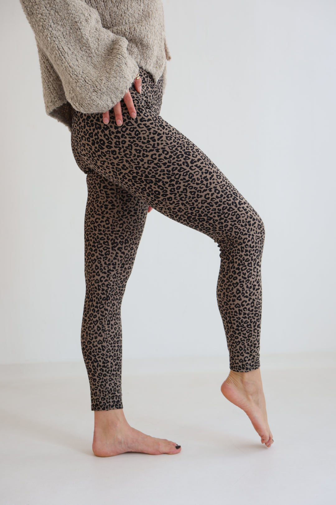 Iconic Leo Leggings