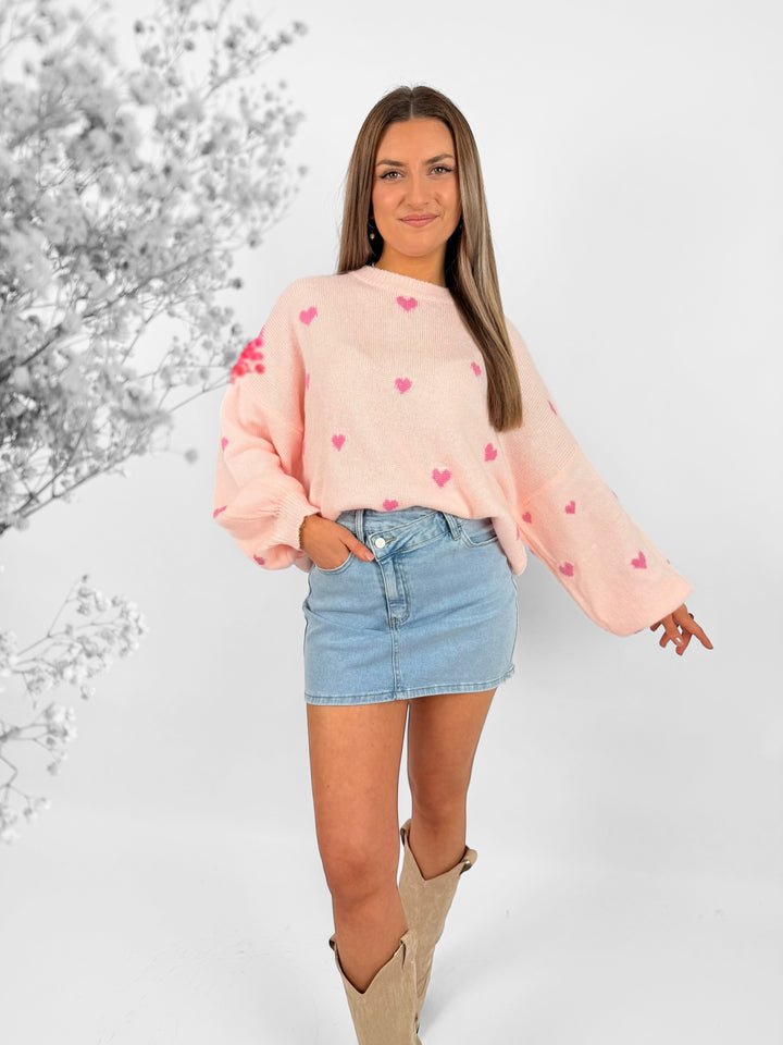 Pullover Full of Hearts
