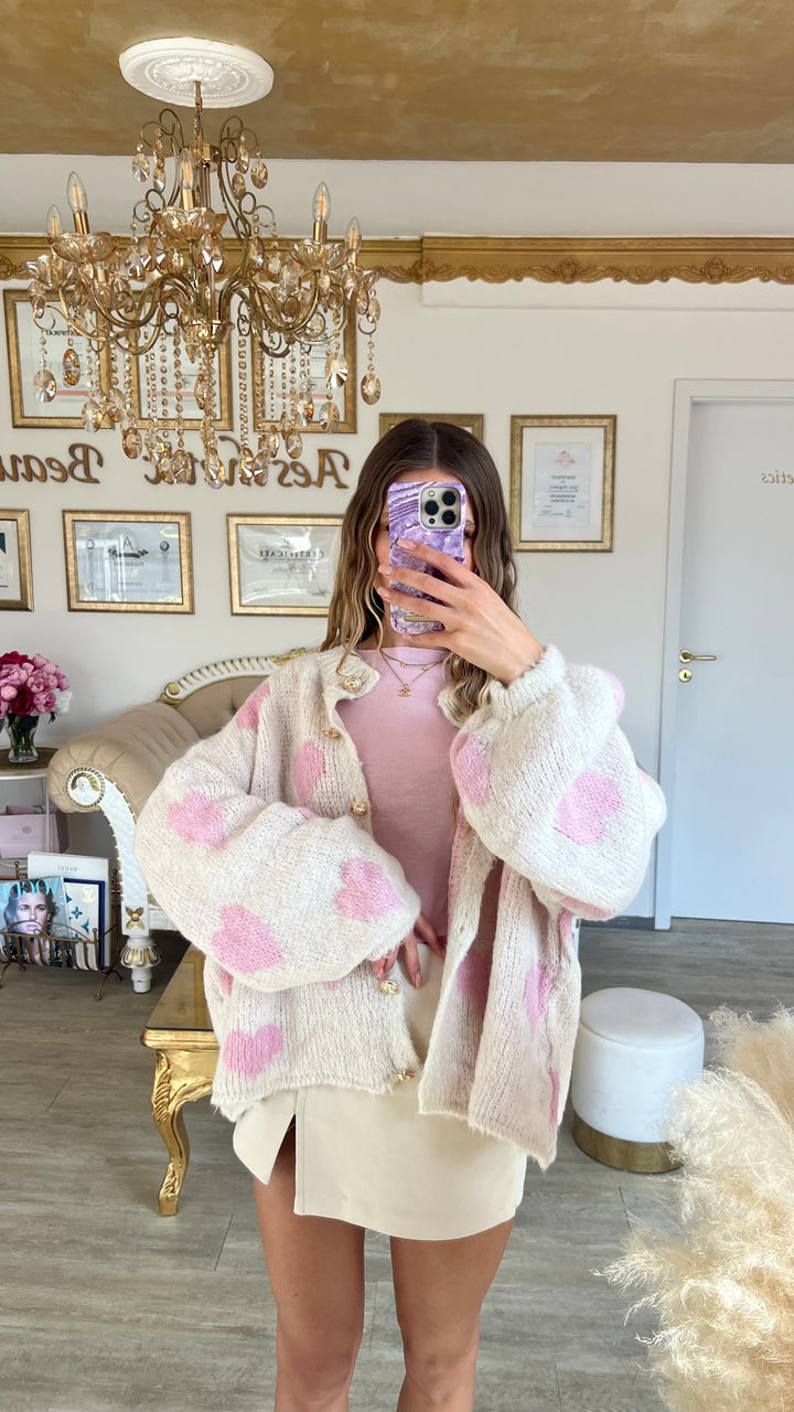 Cardigan mit goldenen Manschettenknöpfen Heartful