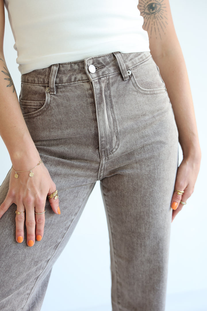 Mom Jeans Mocca Mood