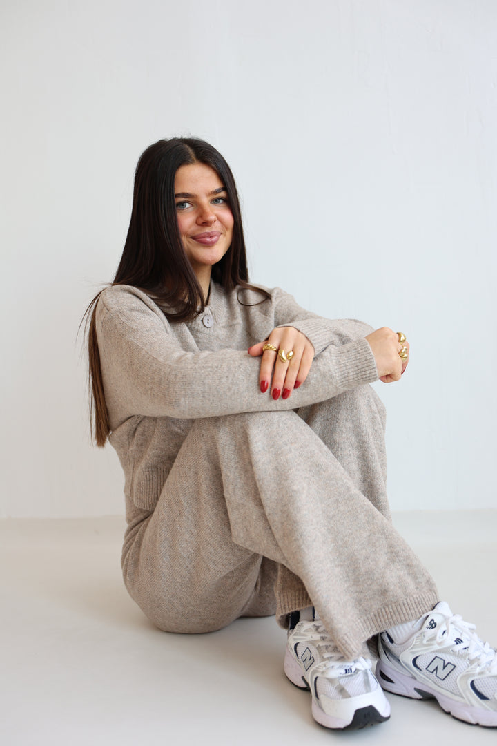 Cropped Cardigan Cozy Snuggle