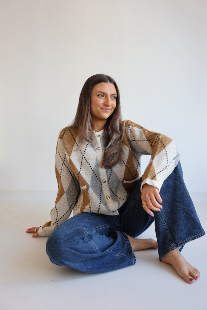 Cardigan Vintage Vibes