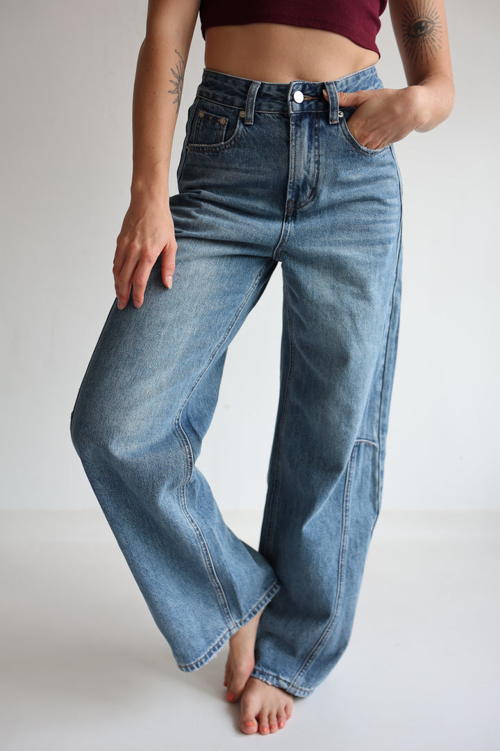 Relaxed Barrel Fit Jeans Juna