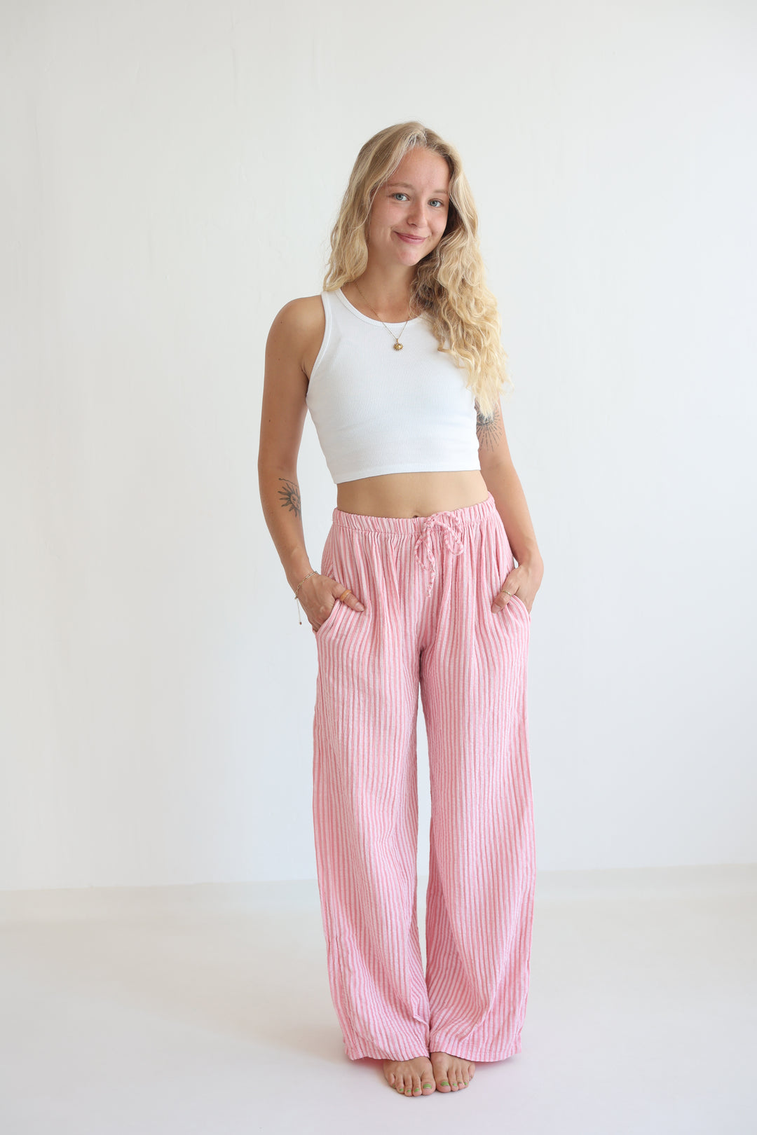 Lange Musselinhose mit Streifen Little Lines