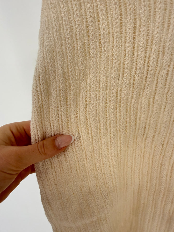 RIBBED SLEEVELESS V-NECK TOP (B-WARE)