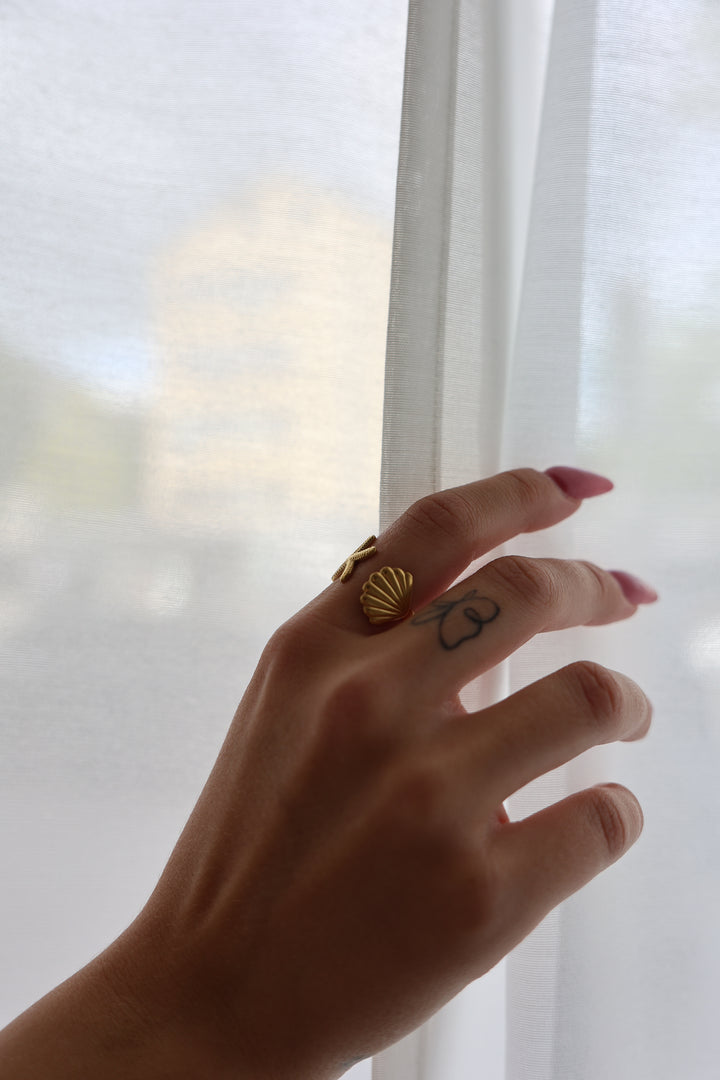 Ring Sweet Shells