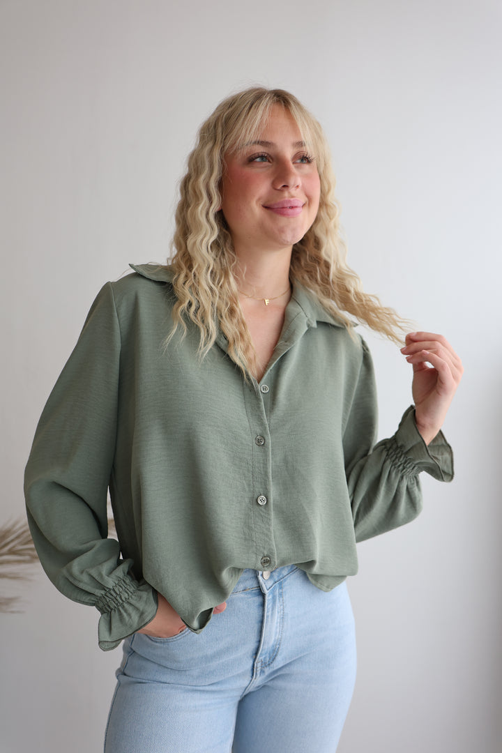 Leichte Bluse mit Rüschen Kim