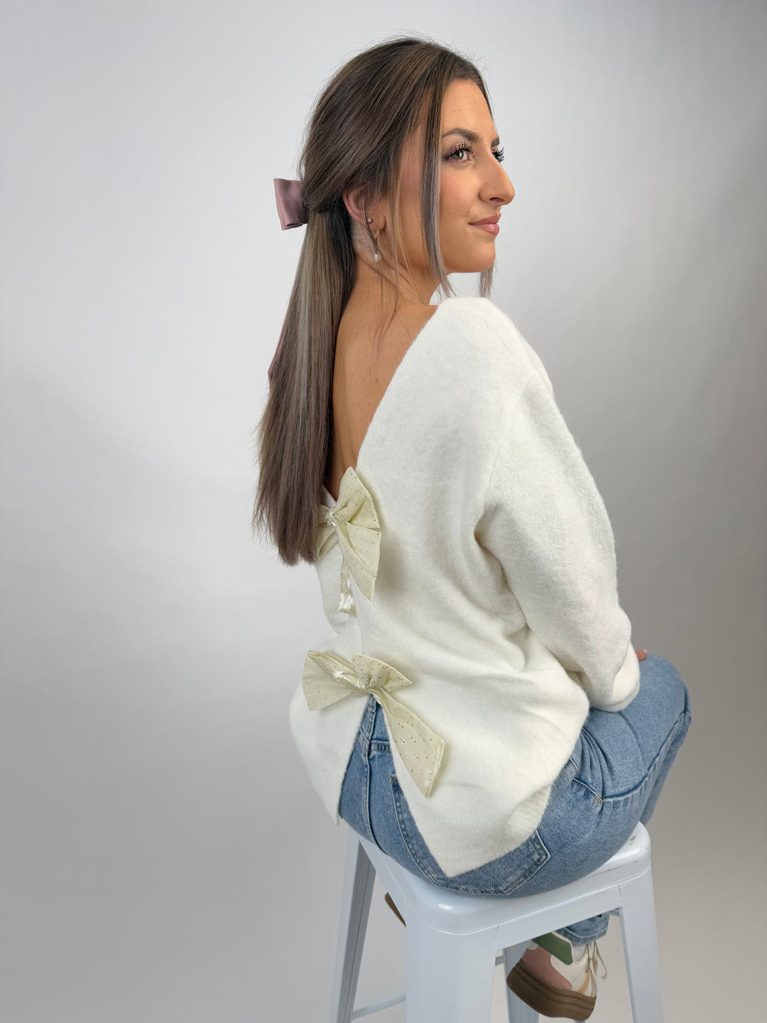 Pullover Cozy Bow Time