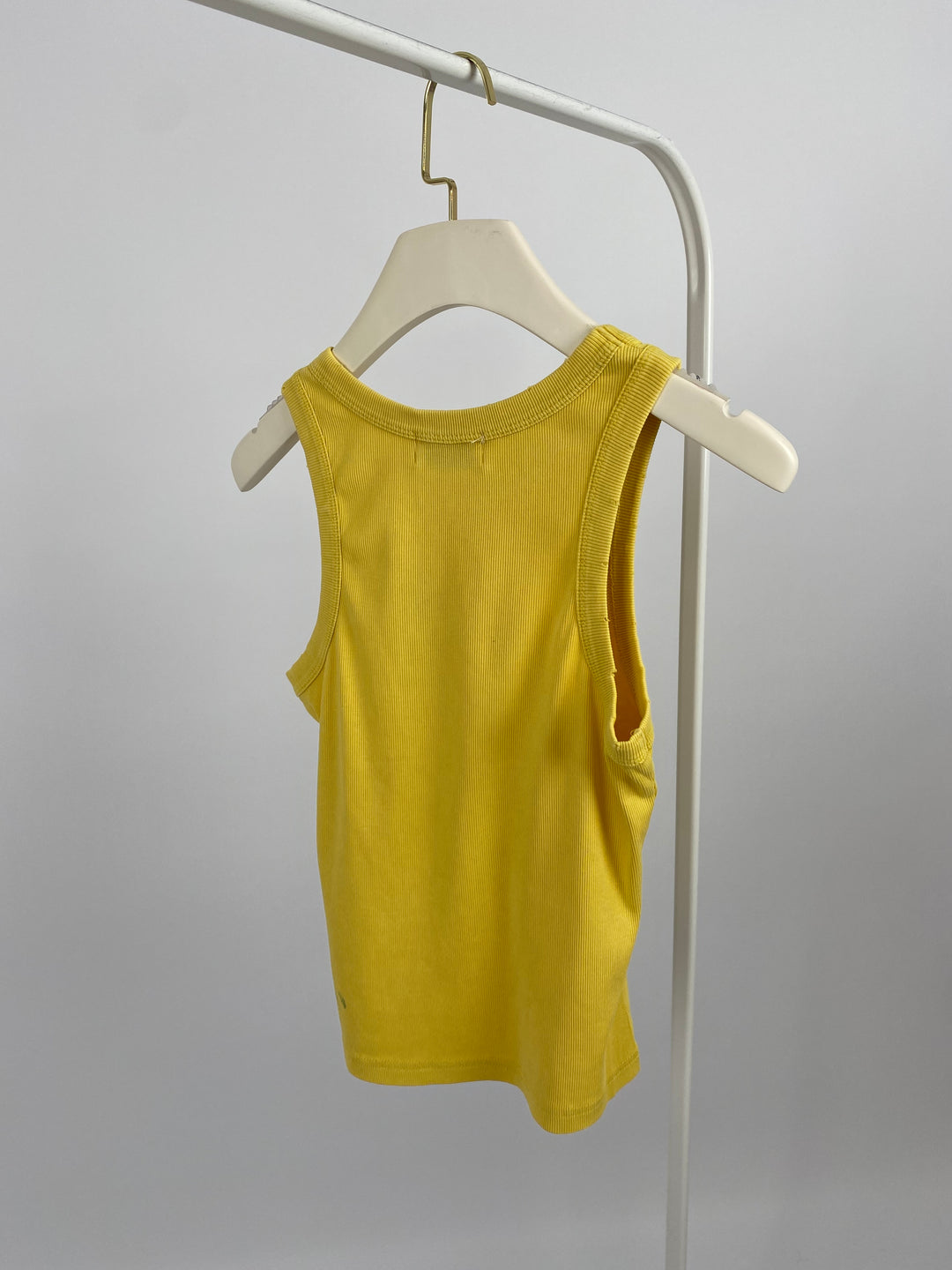 TANKTOP MIA IN GELB GR. M/L (B-WARE)