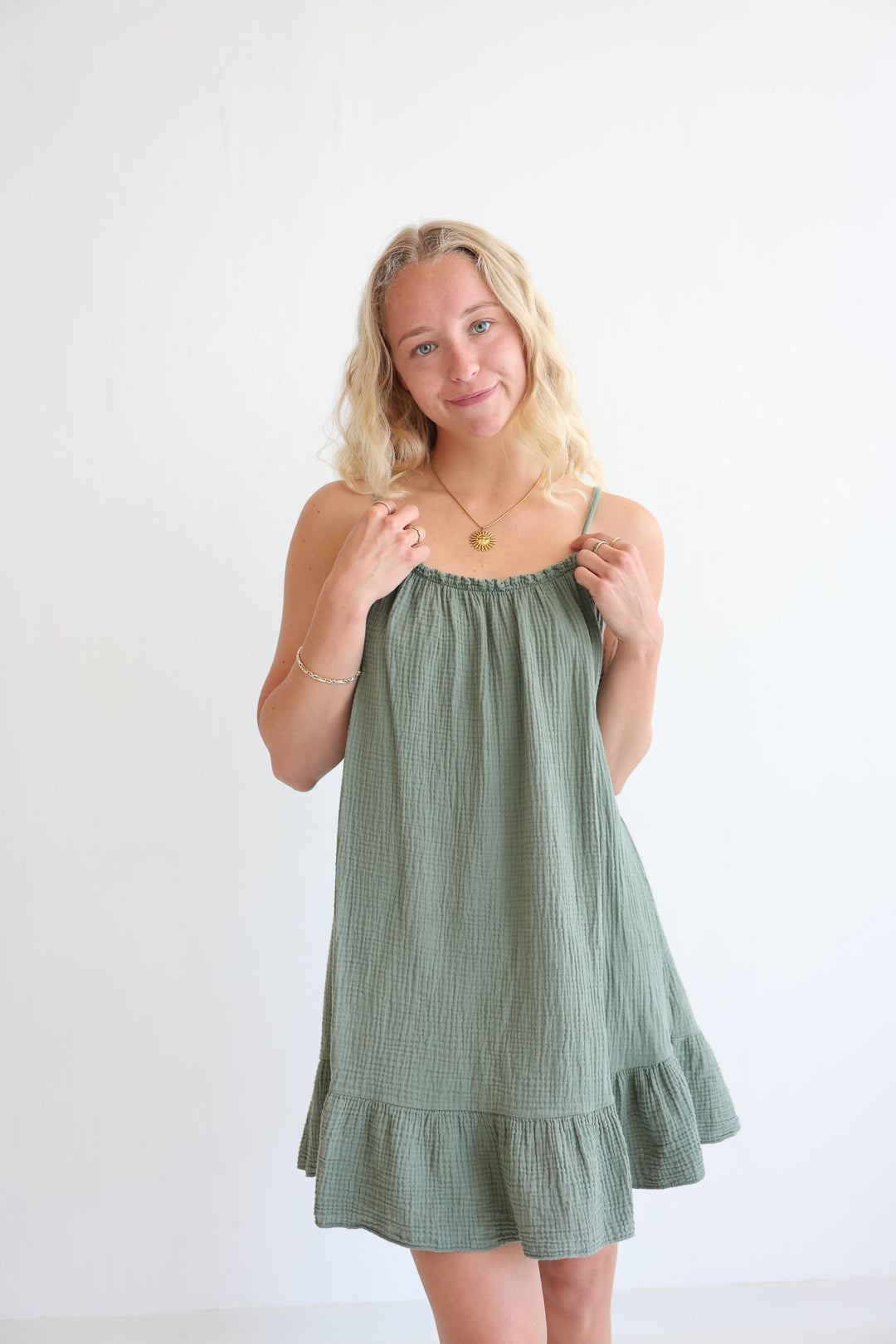 Musselinkleid mit Mini-Volant Hailey