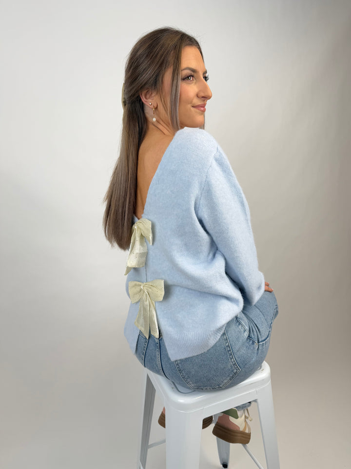 Pullover Cozy Bow Time