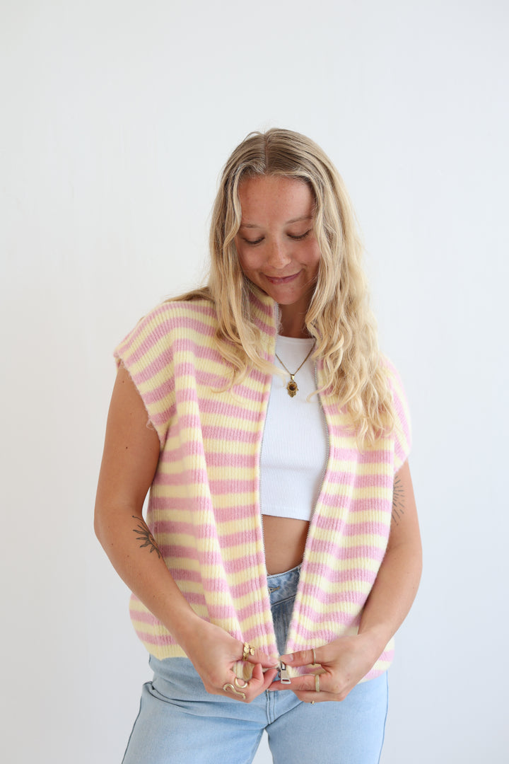 Zip Vest Fine Stripes