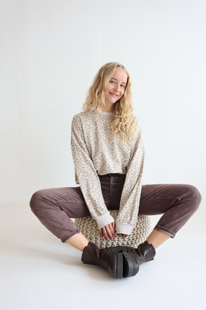 Sweater mit Leoprint
