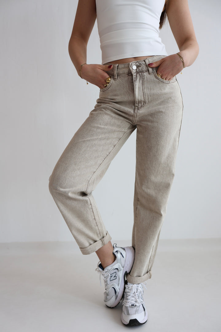 Loose Fit Mom Jeans Nayla