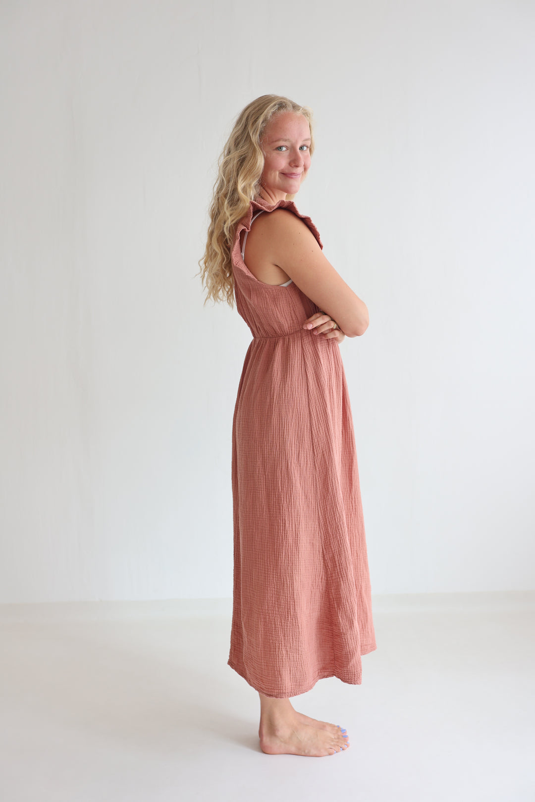 Langes Musselinkleid mit Rüschen Vanny