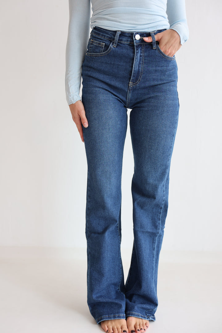 Mila Extra Long Straight Fit Jeans