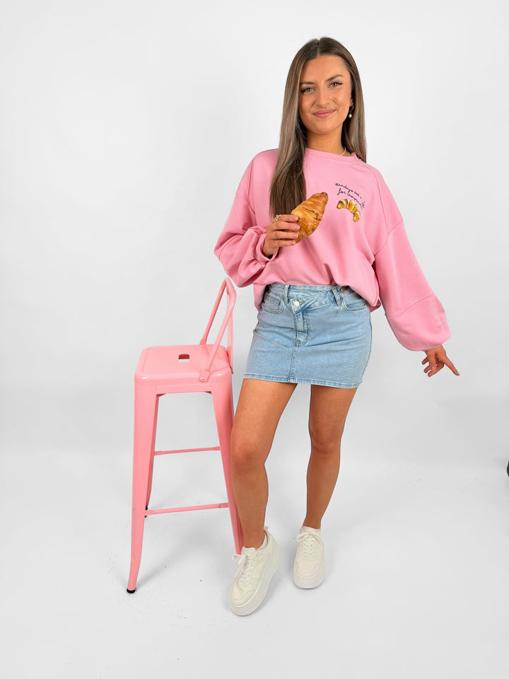 Sweater Sundays are made for Croissants