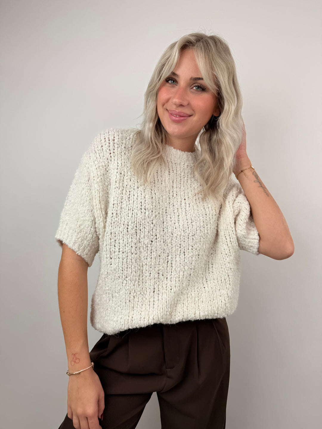 Kurzarmpullover Fluffy Boucle