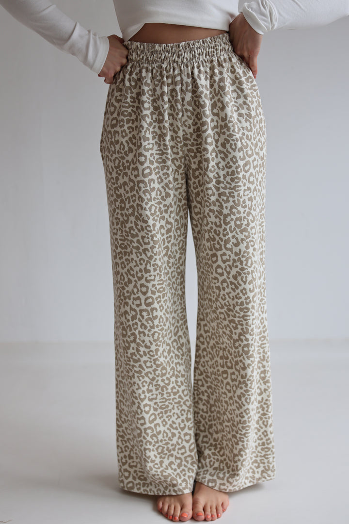 Jersey Jogger Pants mit Leoprint Nuna