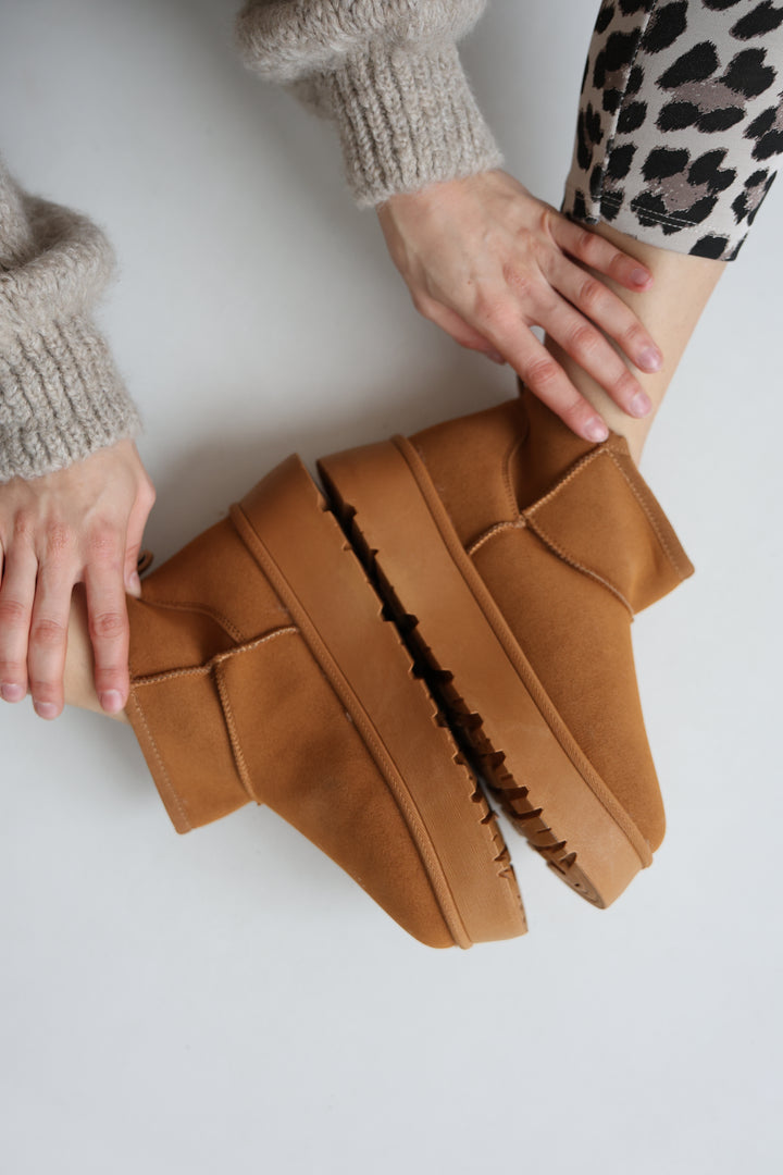 Plateau Boots Medium Classic