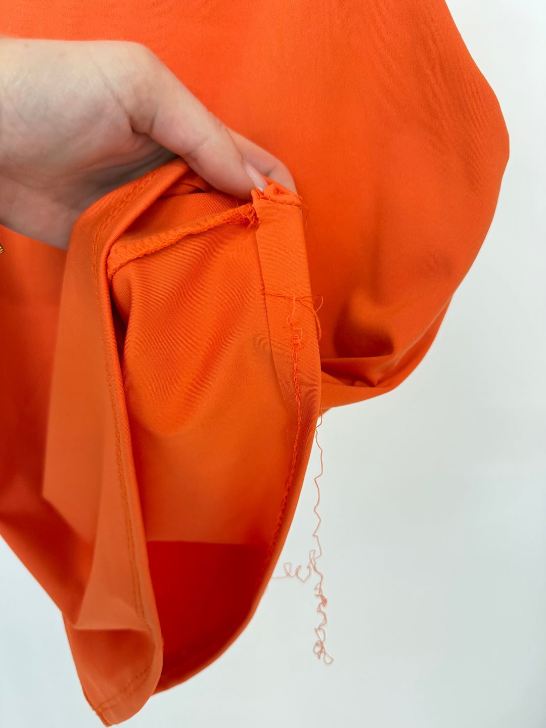 TOP MIT SPAGHETTITRÄGERN FENJA ORANGE GR.S/36 (B-WARE)