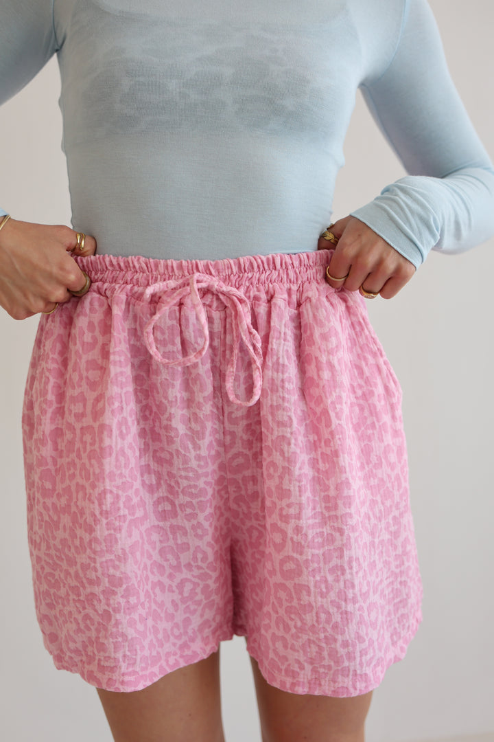 Musselinshorts Timeless Leopard