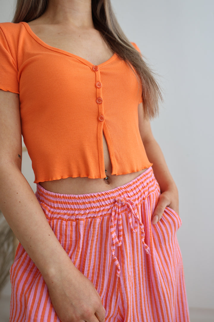 Cropped T-Shirt mit Mini-Knopfleiste Aline