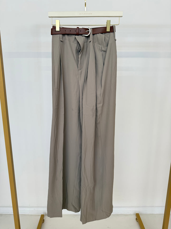 BUNDFALTENHOSE MIT GÜRTEL ANNA STONE GR.L/40 (B-WARE)