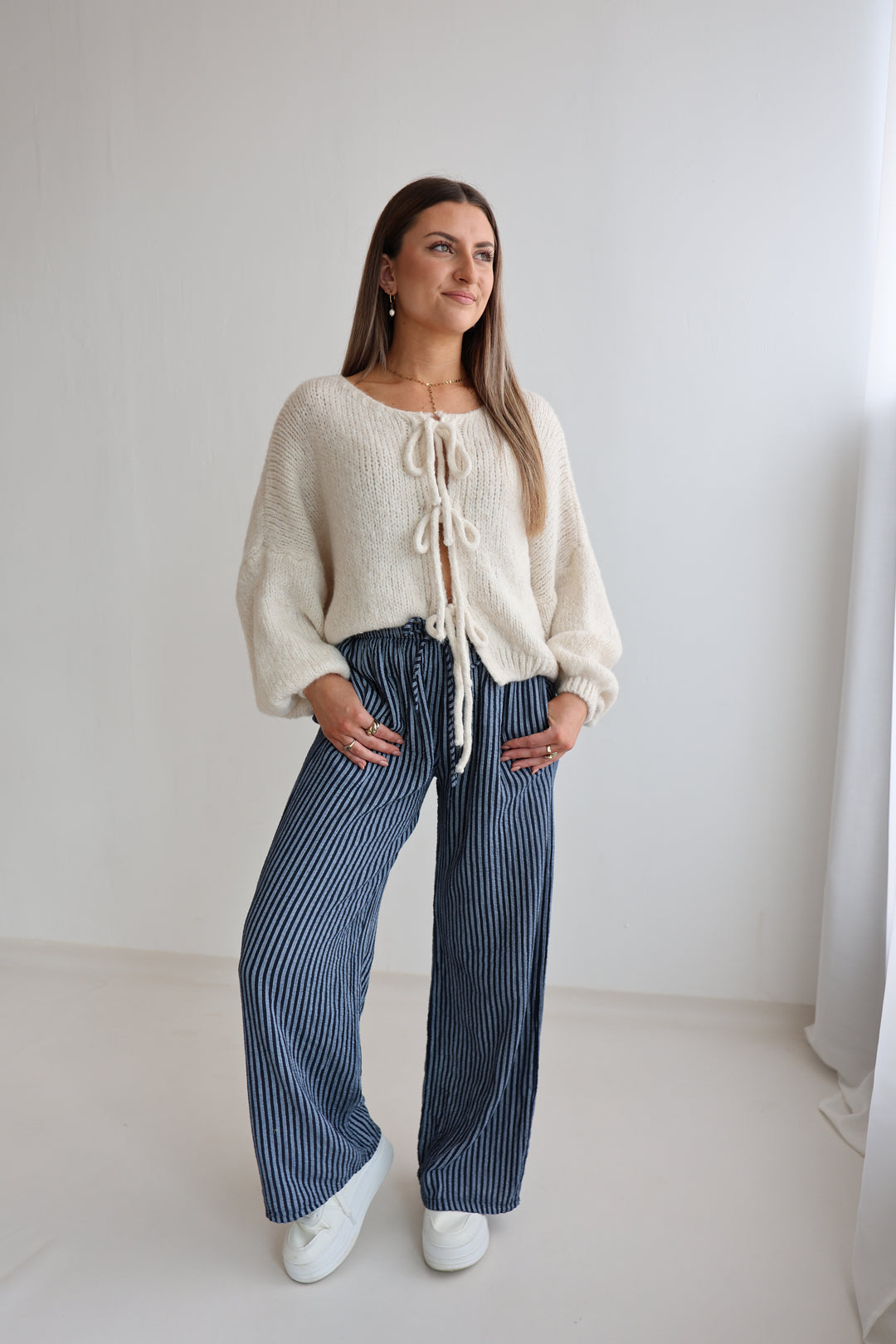 Lange Musselinhose mit Streifen Little Lines