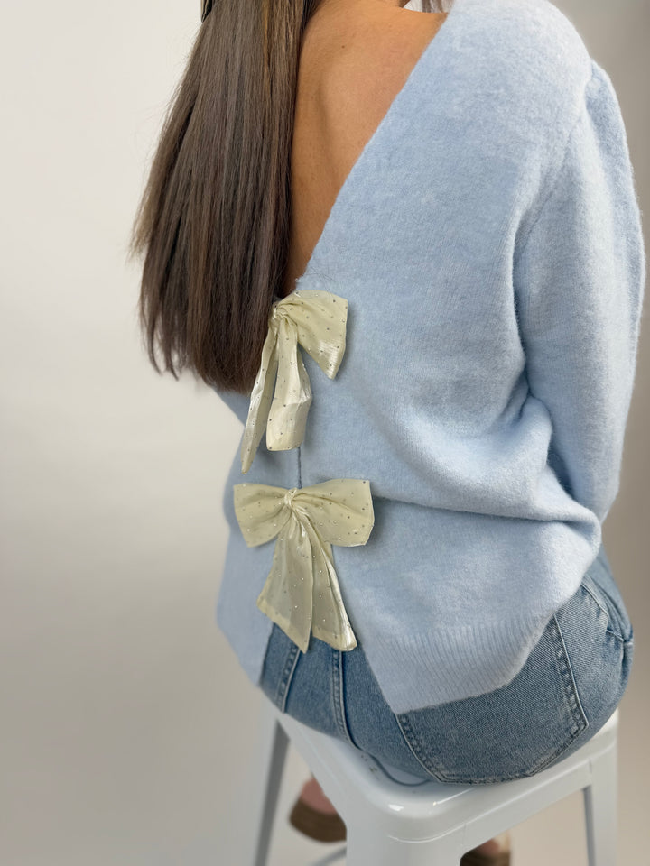 Pullover Cozy Bow Time