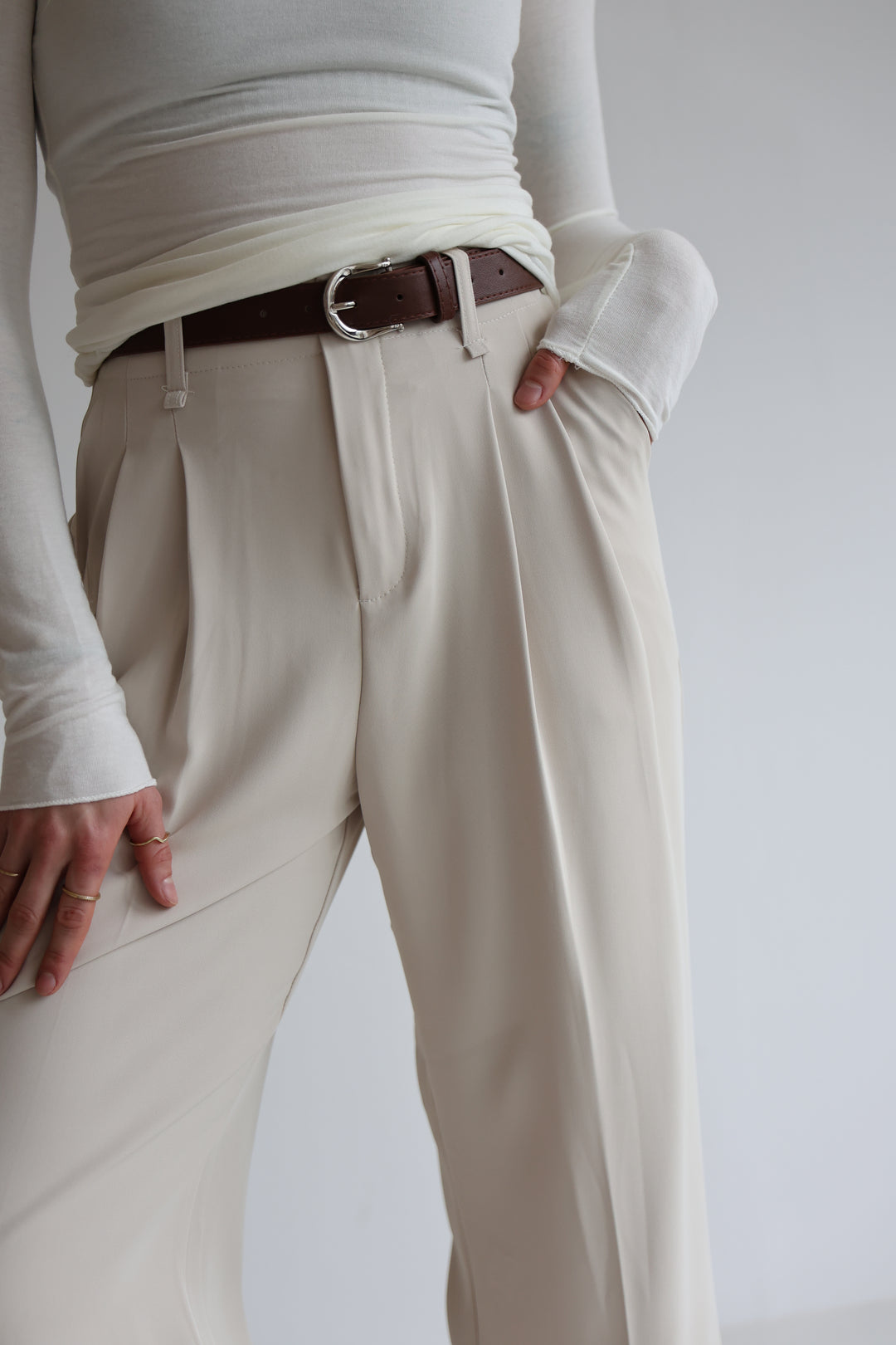 Bundfaltenhose mit Gürtel Anna