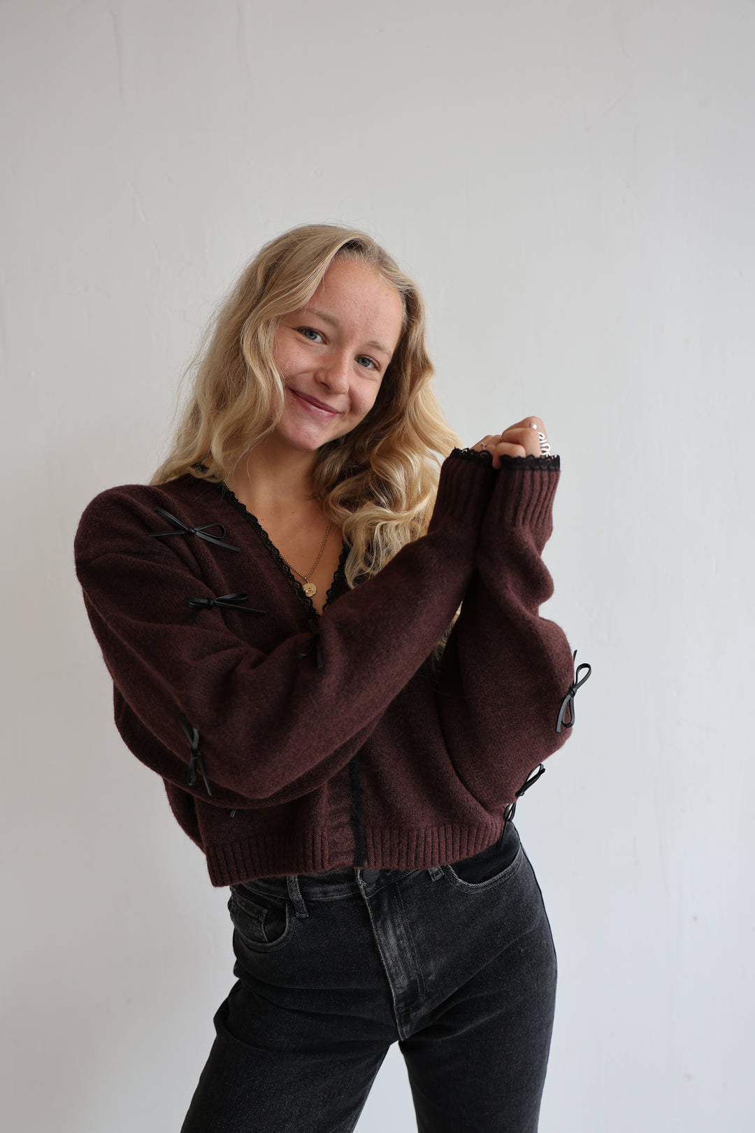 Cardigan Black Bows