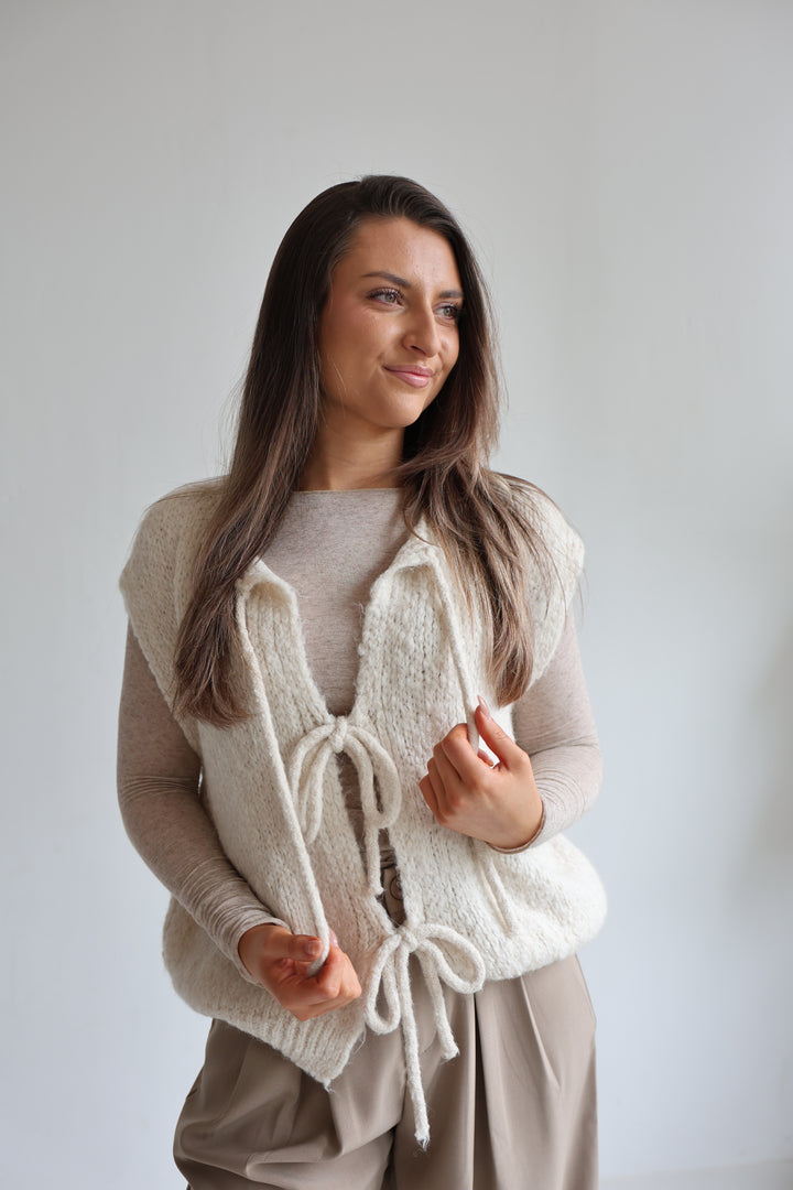 Weste mit Schleifen Lilly