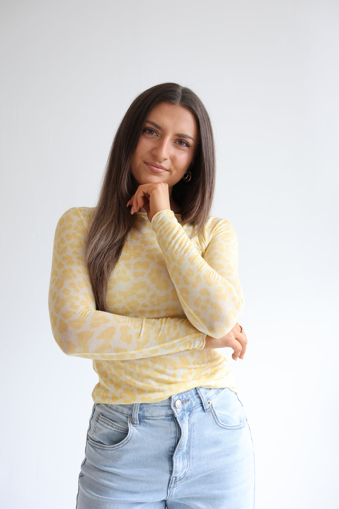 Cashmere Longsleeve mit Leoprint