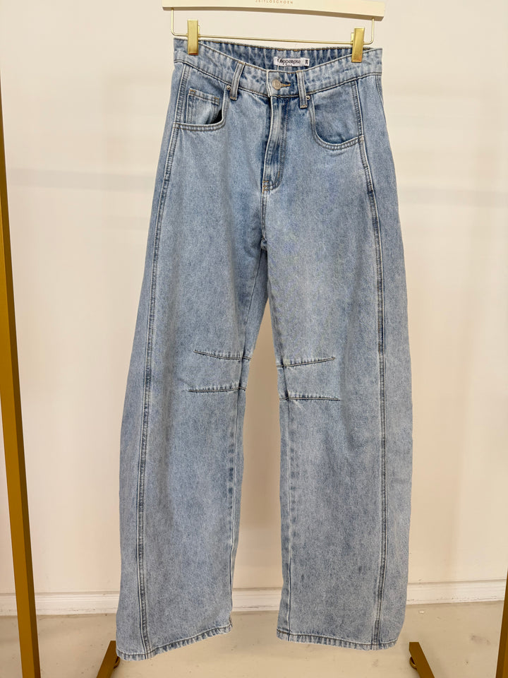 BARREL FIT DAILY JEANS GR.34 (B-WARE)
