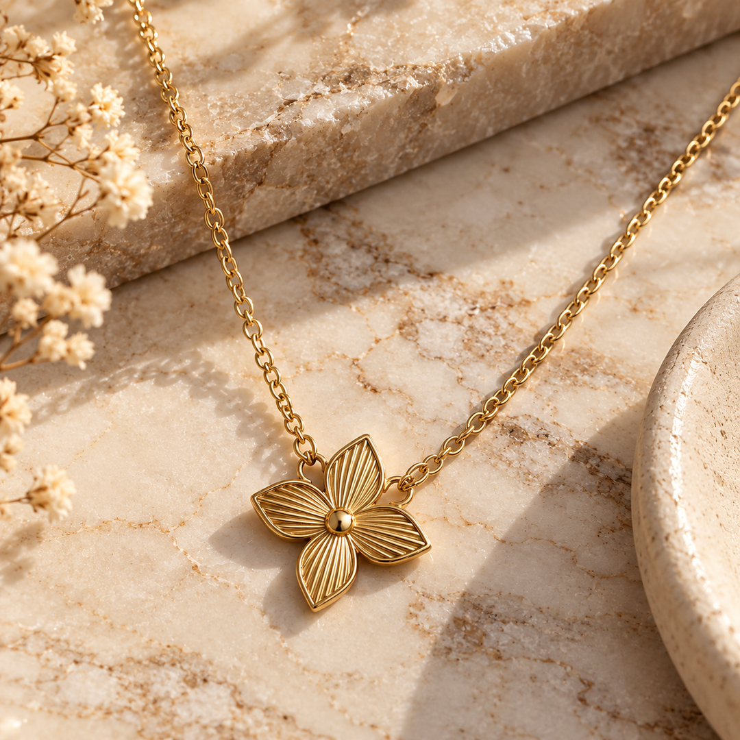 Fleur d’Amour Necklace