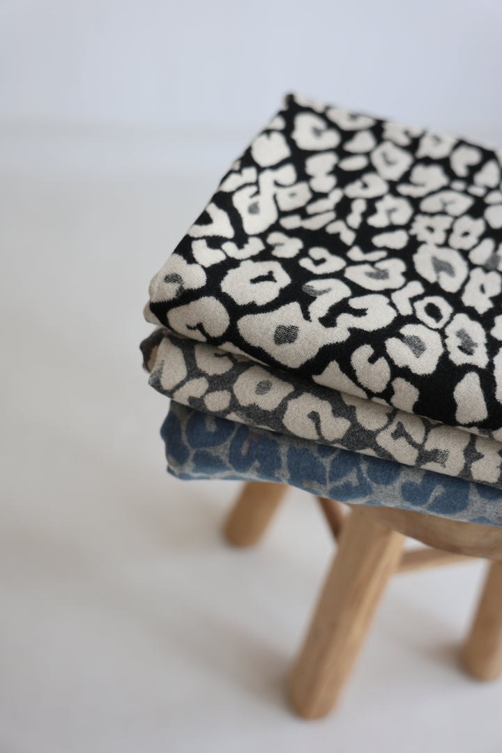 Langer Schal Wild Muse