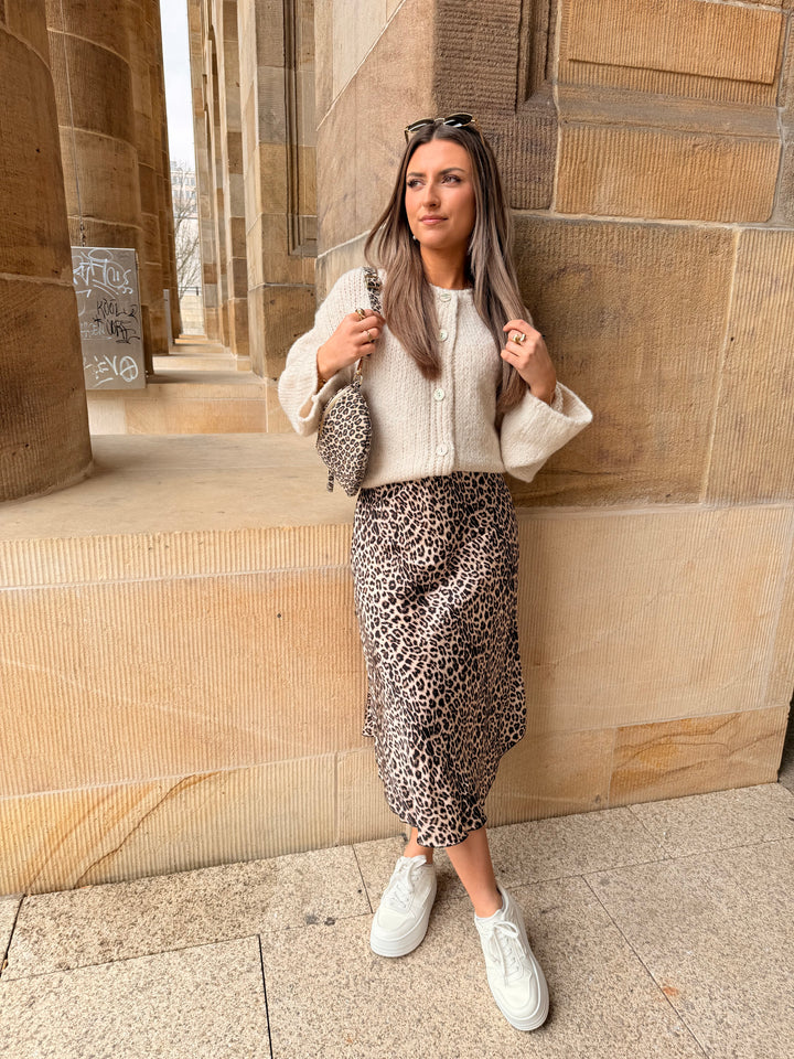 Satinrock mit Leoprint Lina