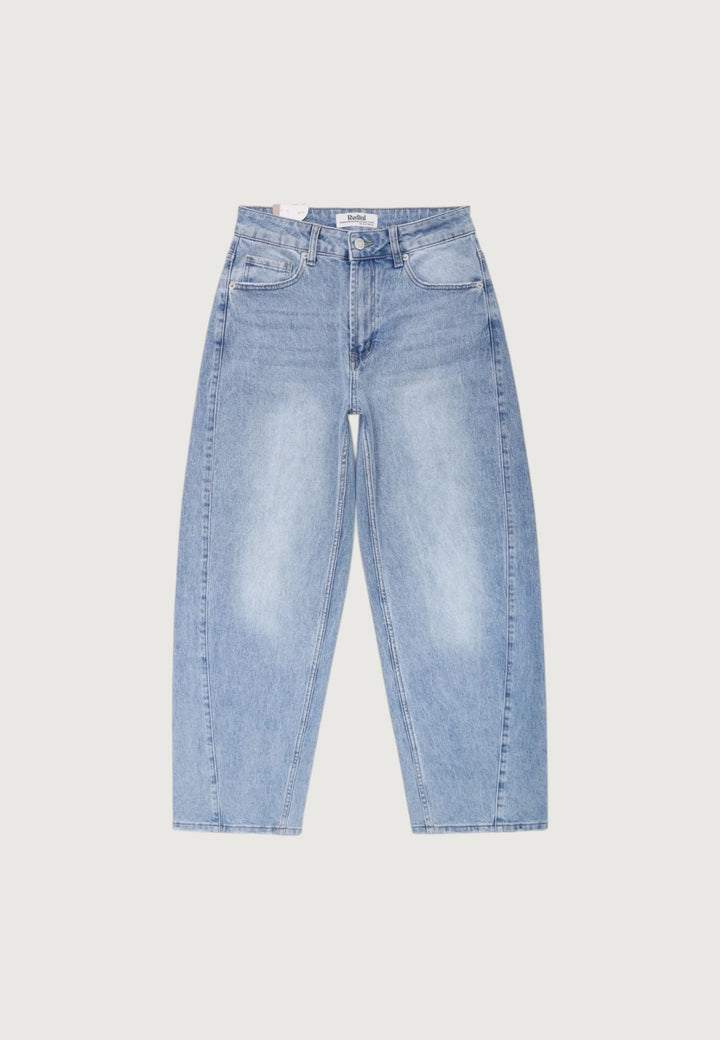 Relaxed Barrel Jeans Kesha