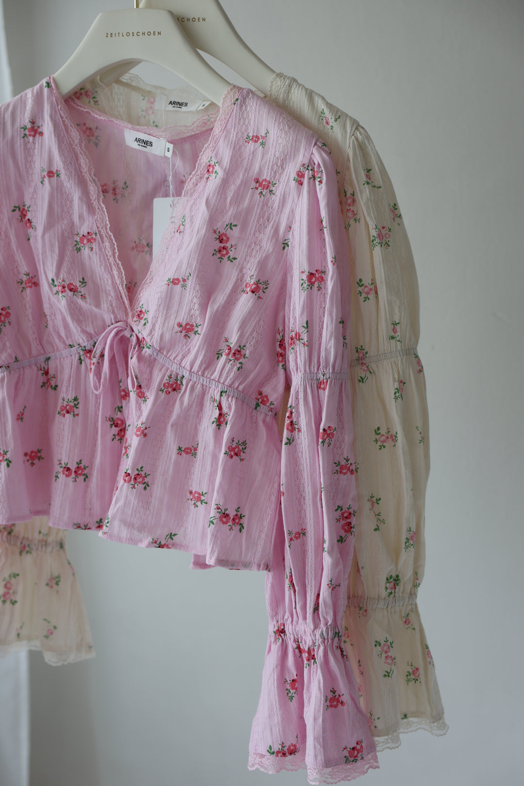 Schößchenbluse zum Schnüren Cute Roses