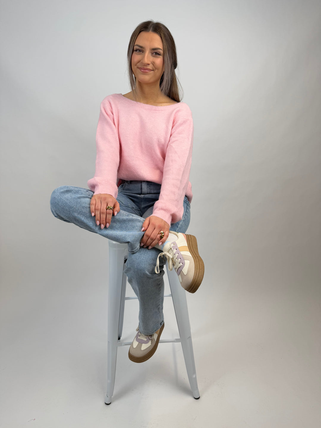 Pullover Cozy Bow Time